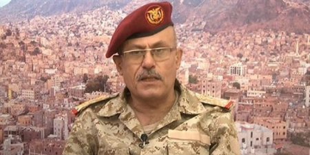 رئيس المجلس العسكري في تعز: يكشف حقيقة ما يجري في تعز في ظل المفاوضات