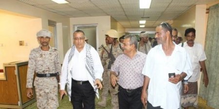 لأول مرة منذ تعينيه.محافظ لحج يزور المحافظة