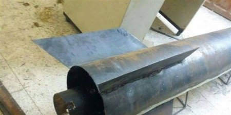 شاهد بالصور .. العثور على مصنع للصواريخ والمتفجرات بحضرموت