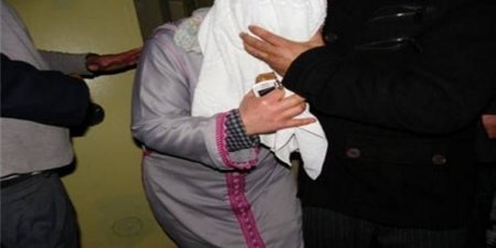ألبست عشيقها نقابا وأسمته "أم علي".. وعاشرته أسبوعاً في حضور زوجها!