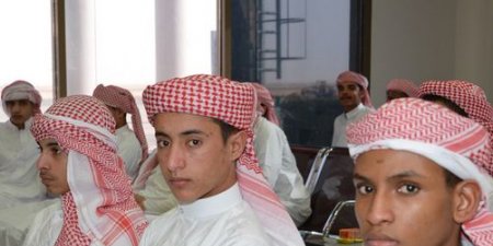 اليمن اليوم الأربعاء 8-6-2016  المراسل نت يكشف حقيقة واسباب تسليم السعودية لـ54 طفلاً لحكومة هادي