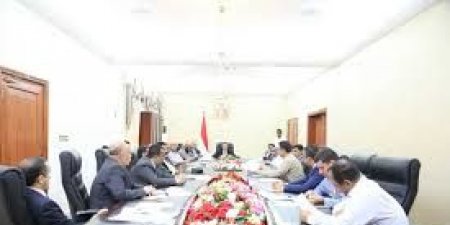 اخبار اليوم العاجله السبت 11-6-2016 الحكومة اليمنية توجه تحذير هام للحوثيين بشأن البنك المركزي