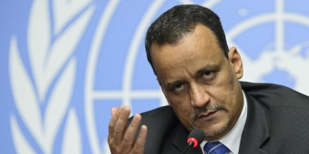 مصاد تكشف سبب تأجيل إعلان " خارطة الطريق " الأممية بعد تسليمها لرؤوساء الوفود