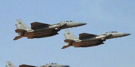 جديد الان مقاتلات التحالف تسقط منشورات في صنعاء ( صورة )