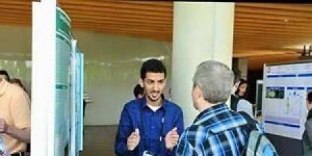 اخبار اليمن اليوم مباشر عاجل لأول مرة : : طالب يمني يمثل جامعة أمريكية مشهورة في مؤتمر علمي يضم 83 جامعة ( صورة )