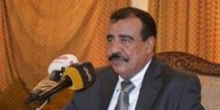 محافظ حضرموت بن بريك : يكشف عن تعرضه لتهديدات من قبل وزراء حكومة الشرعية لإرسال الإيرادات إلى صنعاء أو الرحيل “تفاصيل”