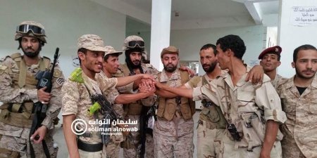 يمن برس السعودية عاجل صورة وحدث: جنود يمنيون وسعوديون يتعاهدون على النصر أو الشهادة وتحرير اليمن