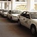 سائقو الأجرة في مكة يستغلون الزوار والمعتمرين.. ومطالبات بتدخل الجهات الرقابية